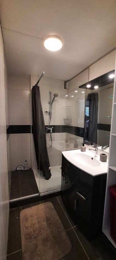 Appartement dans résidence calme secteur pinède Agde Esterno foto